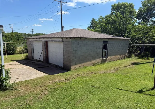 Homes for sale in Seminole, OK | 914 Jefferson St, Seminole, OK 74868 | MLS# 1234781