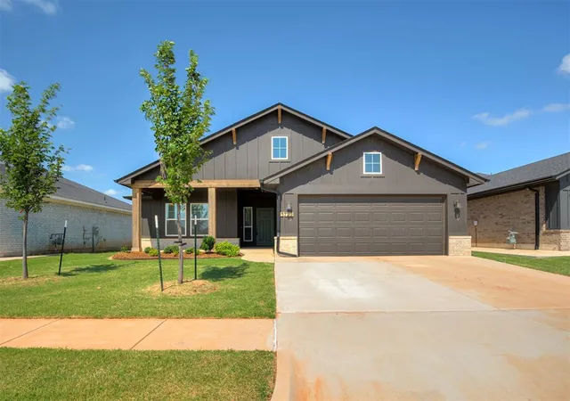Photo 3 of Single family home for sale at 3720 Alta Vista Dr, Norman, OK 73069 | MLS# 1234796 | Listing updated on 2026-07-28
