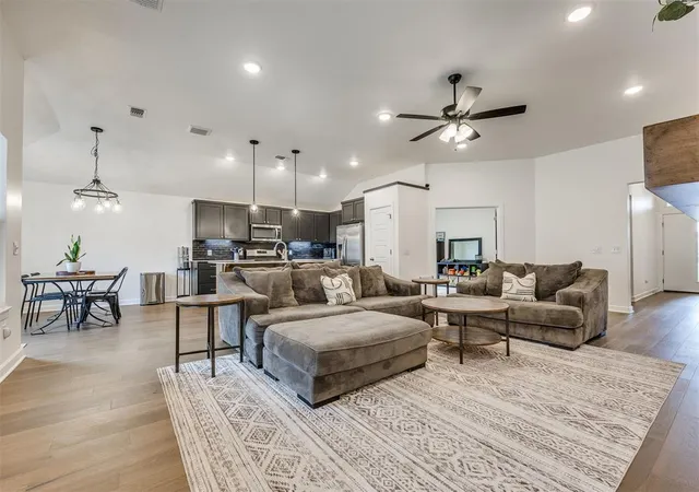 Photo 2 of Single family home for sale at 3821 Nw 177th Street, Edmond, OK 73012 | MLS# 1234802 | Listing updated on 2026-08-17