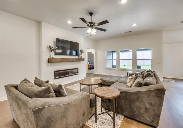 Photo 3 of Single family home for sale at 3821 NW 177th Street, Edmond, OK 73012 | MLS# 1234802 | Listing updated on 2026-08-17