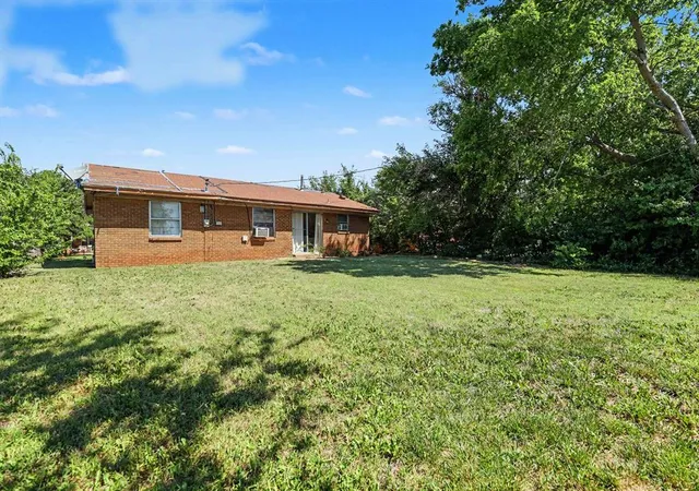 25th image of 704 Ne Katherine Pl, Oklahoma City, OK 73114 | MLS# 1234803