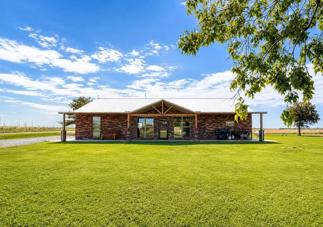 Homes for sale in Rocky, OK | 22526 E 1290 Rd, Rocky, OK 73661 | MLS# 1234810
