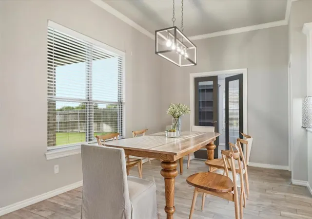Photo 4 of Single family home for sale at 2600 Summit Xing Pkwy, Norman, OK 73071 | MLS# 1234813 | Listing updated on 2026-10-07