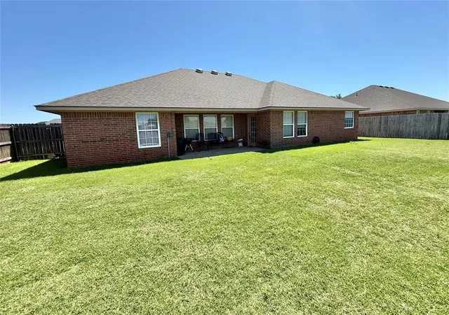 Photo 32 of Single family home for sale at 1724 White Tail Dr, Altus, OK 73521 | MLS# 1234852 | Listing updated on 2026-06-18