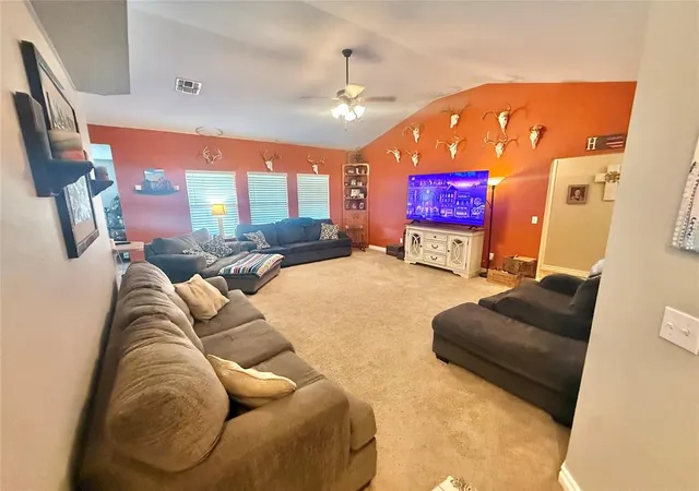 Photo 4 of Single family home for sale at 1724 White Tail Dr, Altus, OK 73521 | MLS# 1234852 | Listing updated on 2026-06-18