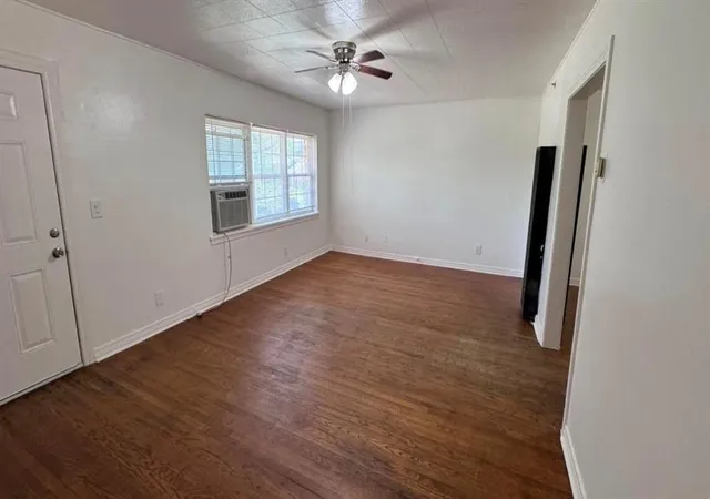 2nd image of 111 Sw 26th St, Oklahoma City, OK 73109 | MLS# 1234864