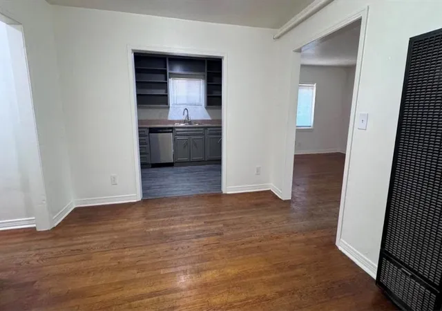 4th image of 111 Sw 26Th St, Oklahoma City, OK 73109 | MLS# 1234864