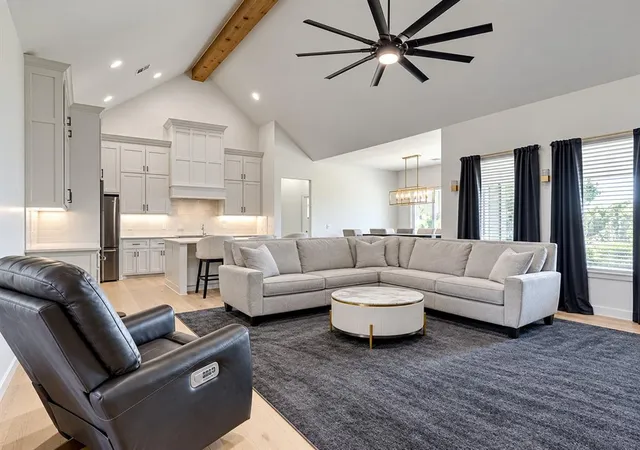 Photo 3 of Single family home for sale at 208 Braxton Way, Yukon, OK 73099 | MLS# 1234870 | Listing updated on 2026-10-09