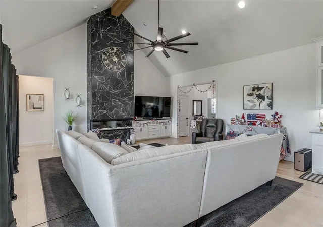 4th image of 208 Braxton Wy, Yukon, OK 73099 | MLS# 1234870