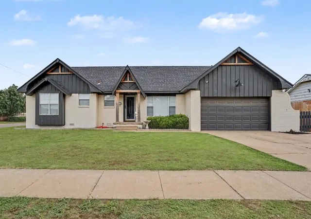 Homes for sale in Altus, OK | 208 S Mockingbird Dr, Altus, OK 73521 | MLS# 1234881