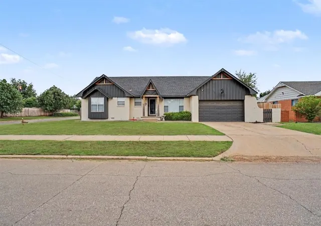 Homes for sale in Altus, OK | 208 S Mockingbird Dr, Altus, OK 73521 | MLS# 1234881