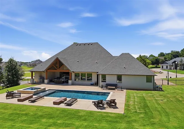Homes for sale in Choctaw, OK | 14259 Macklay Ct, Choctaw, OK 73020 | MLS# 1234885
