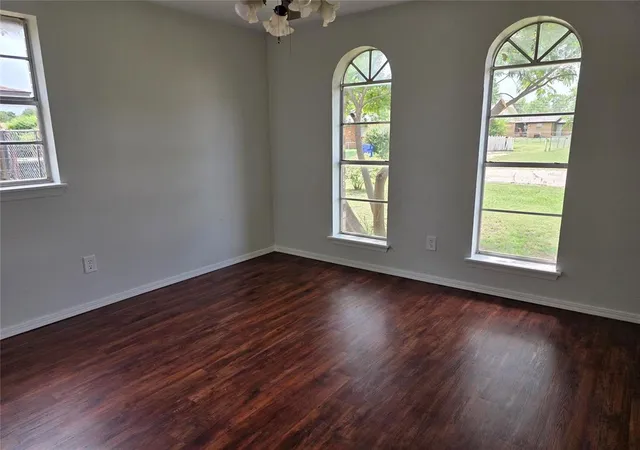 Homes for sale in Chickasha, OK | 113 Glenhaven Dr, Chickasha, OK 73018 | MLS# 1234891