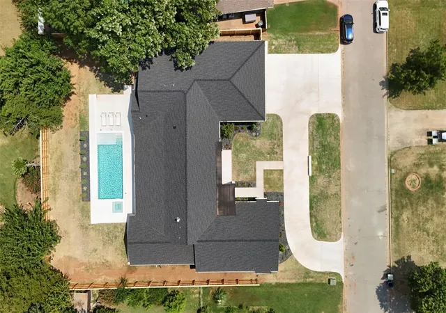 Photo 3 of Single family home for sale at 509 Benton Rd, Edmond, OK 73034 | MLS# 1234894 | Listing updated on 2026-08-12
