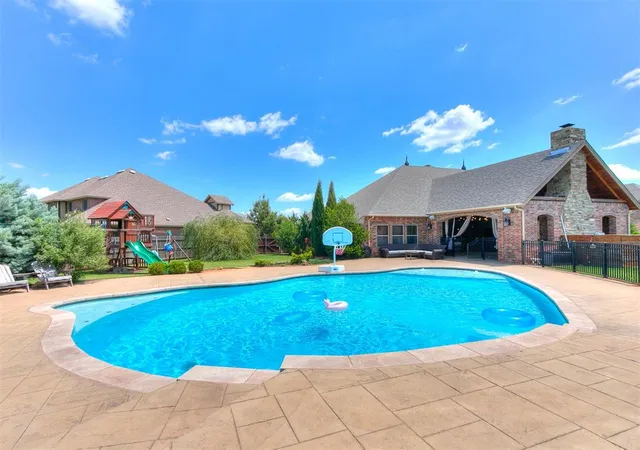 Photo 1 of Single family home for sale at 14401 Yorkshire Ln, Oklahoma City, OK 73142 | MLS# 1234904 | Listing updated on 2026-09-25