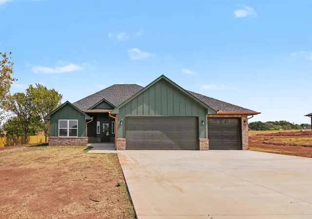 Photo 1 of Single family home for sale at 2209 Winter Ridge Rd, Blanchard, OK 73010 | MLS# 1234906 | Listing updated on 2026-10-14