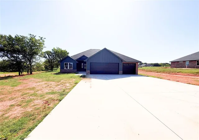 2nd image of 2209 Winter Ridge Rd, Blanchard, OK 73010 | MLS# 1234906