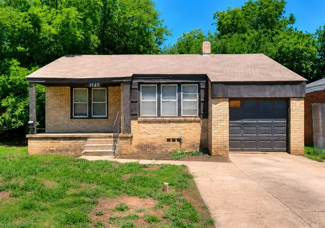 Homes for sale in Oklahoma City, OK | 1137 Carverdale Dr, Oklahoma City, OK 73117 | MLS# 1234911