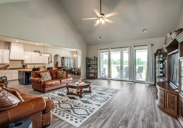 4th image of 14215 Sw 46Th Ct, Yukon, OK 73099 | MLS# 1234938