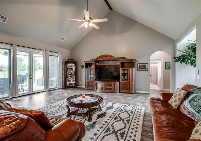 5th image of 14215 Sw 46Th Ct, Yukon, OK 73099 | MLS# 1234938