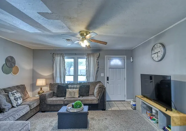 Homes for sale in The Village, OK | 1405 Nw Sheffield Rd, The Village, OK 73120 | MLS# 1234946