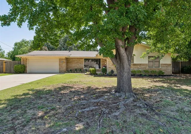 Homes for sale in Oklahoma City, OK | 10724 Major Ave, Oklahoma City, OK 73120 | MLS# 1234949