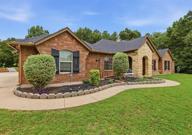 Photo 2 of Single family home for sale at 20301 Bow Xing, Newalla, OK 74857 | MLS# 1234961 | Listing updated on 2026-08-14