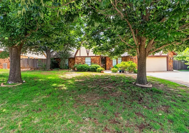Photo 2 of Single family home for sale at 1707 Wheaton Dr, Norman, OK 73071 | MLS# 1234964 | Listing updated on 2026-08-01