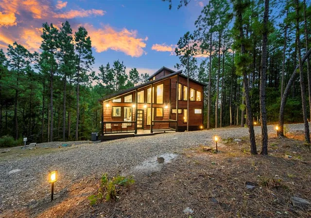 2nd image of 900 Timberline Trl, Broken Bow, OK 74728 | MLS# 1234982