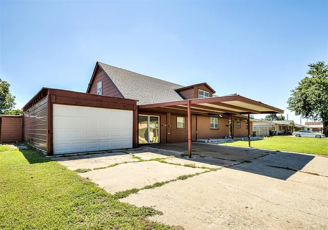 Homes for sale in Oklahoma City, OK | 110 Vickie Dr, Oklahoma City, OK 73115 | MLS# 1235023