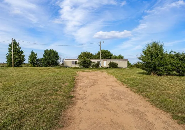 3rd image of 35758 S County Road 198 Road, Woodward, OK 73801 | MLS# 1235037