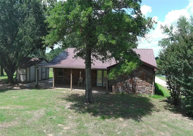 Homes for sale in Okemah, OK | 11484 N 3670 Rd, Okemah, OK 74859 | MLS# 1235058