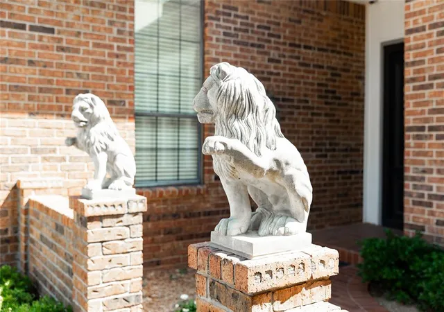 Photo 2 of Single family home for sale at 5000 Misty Glen Cir, Oklahoma City, OK 73142 | MLS# 1235072 | Listing updated on 2026-07-29
