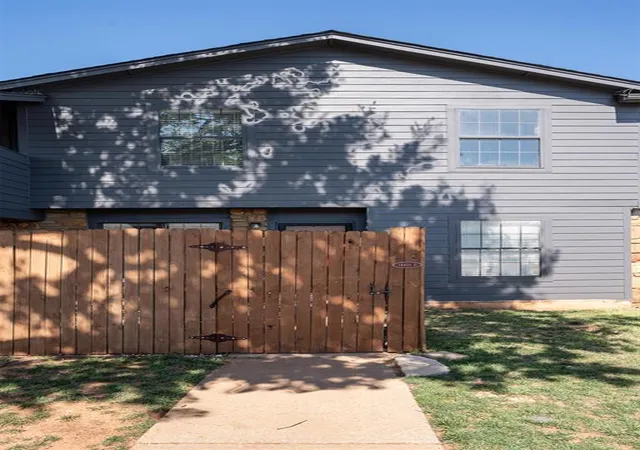 Photo 4 of Sale Pending at 14421 N Pennsylvania Ave #22C, Oklahoma City, OK 73134 | MLS# 1235078 | Listing updated on 2026-06-28