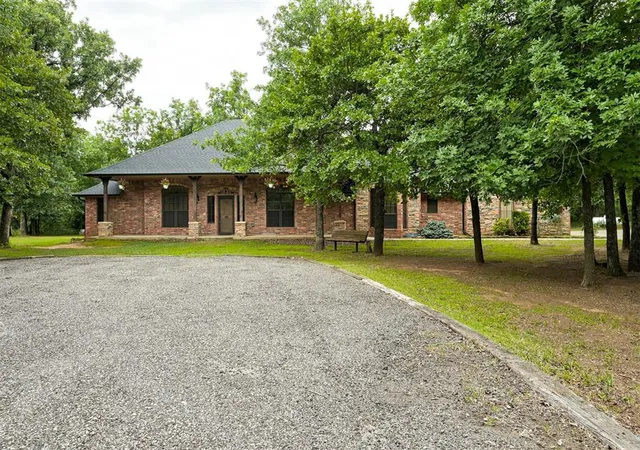 Homes for sale in Newalla, OK | 17900 Se 104Th St, Newalla, OK 74857 | MLS# 1235081