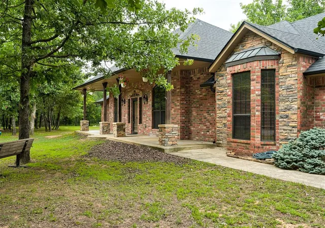 Homes for sale in Newalla, OK | 17900 Se 104Th St, Newalla, OK 74857 | MLS# 1235081