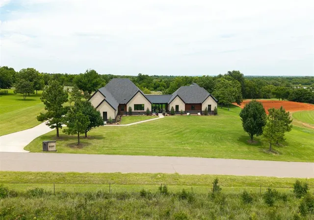 Homes for sale in Norman, OK | 3337 Se 57Th St, Norman, OK 73072 | MLS# 1235108