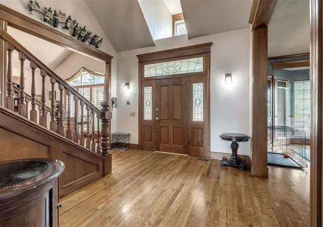 3rd image of 1605 Castle Rock Rd, Yukon, OK 73099 | MLS# 1235114