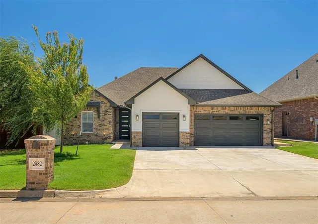 Photo 1 of Sale Pending at 2582 Shady Holw Dr, Choctaw, OK 73020 | MLS# 1235115 | Listing updated on 2026-09-15