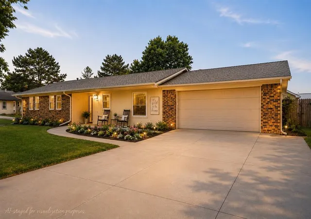 Homes for sale in Perry, OK | 1910 Lake View Dr, Perry, OK 73077 | MLS# 1235121