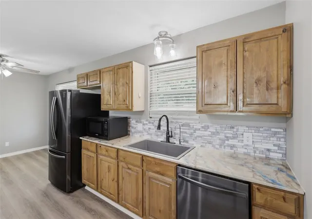 5th image of 1910 Lake View Dr, Perry, OK 73077 | MLS# 1235121