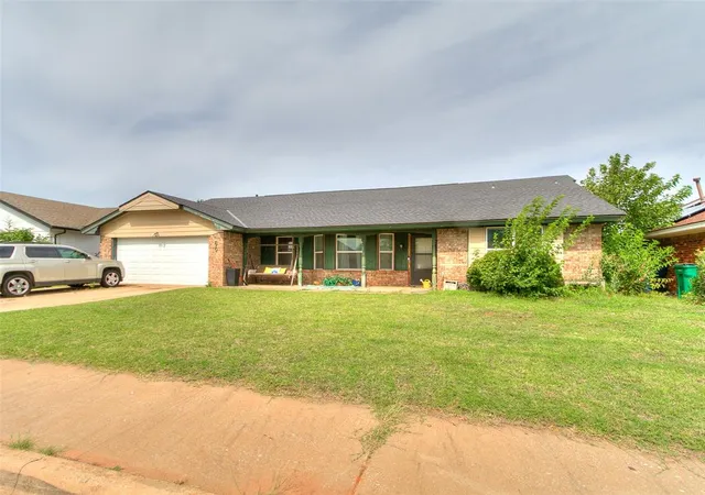 Photo 2 of Single family home for sale at 6605 Stonycreek Dr, Oklahoma City, OK 73132 | MLS# 1235132 | Listing updated on 2026-07-05