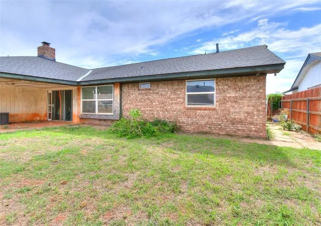 Photo 3 of Single family home for sale at 6605 Stonycreek Dr, Oklahoma City, OK 73132 | MLS# 1235132 | Listing updated on 2026-07-05