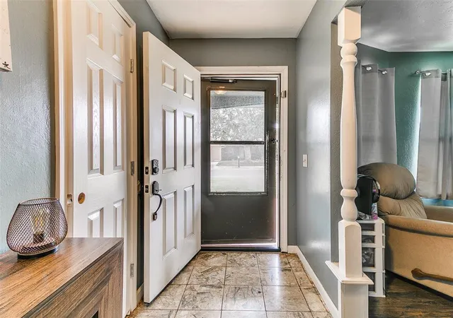 Photo 4 of Single family home for sale at 6605 Stonycreek Dr, Oklahoma City, OK 73132 | MLS# 1235132 | Listing updated on 2026-07-05