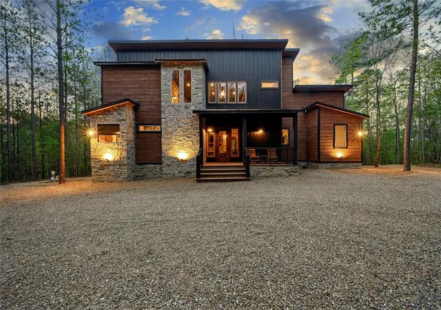 2nd image of 967 Catfish Bay, Broken Bow, OK 74728 | MLS# 1235141