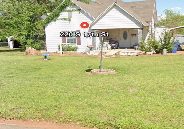 Photo 1 of Single family home for sale at 220 S 17th Street, Guthrie, OK 73044 | MLS# 1235159 | Listing updated on 2026-06-19