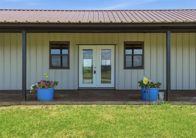 4th image of 793 County Road 1470, Ninnekah, OK 73067 | MLS# 1235160