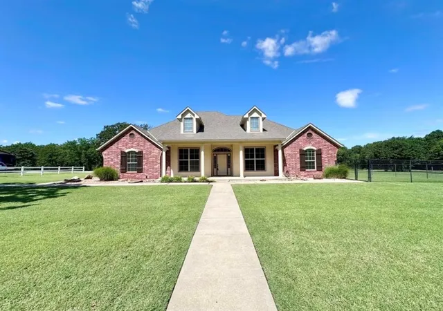 Photo 1 of Single family home for sale at 5470 N Bryan Ave, Shawnee, OK 74804 | MLS# 1235167 | Listing updated on 2026-09-04