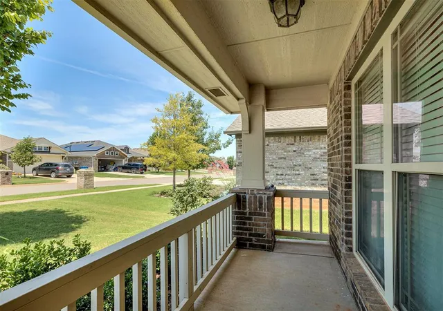 Photo 4 of Single family home for sale at 3005 Montane Dr, Norman, OK 73069 | MLS# 1235172 | Listing updated on 2026-09-13