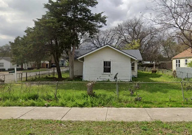image of 132 S Flood Ave, Norman, OK 73069 | MLS# 1235179